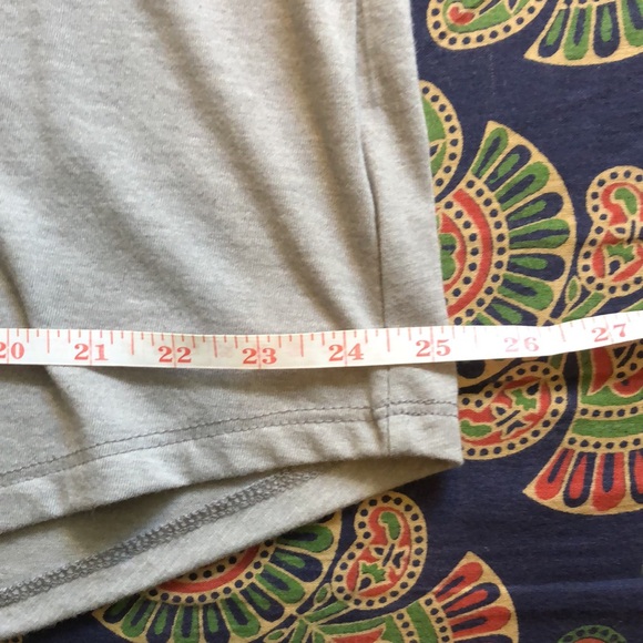 NWOT Torrid Size 2 Classic V Neck Tees - Picture 8 of 11